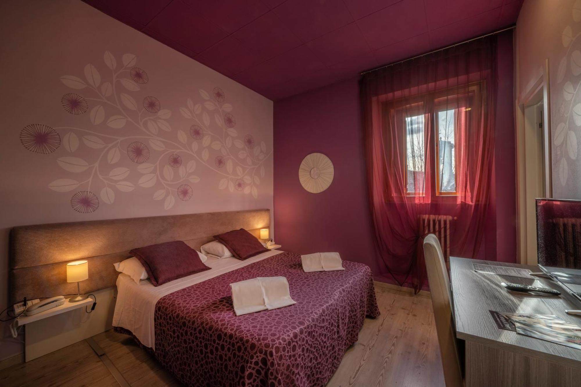 Hotel Palazzo Renieri - 3Stelle S Colle Val D'Elsa Extérieur photo