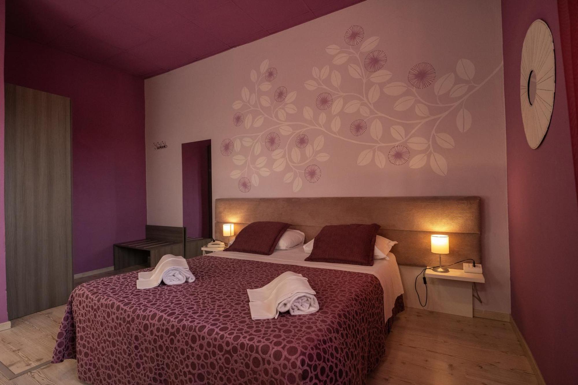 Hotel Palazzo Renieri - 3Stelle S Colle Val D'Elsa Extérieur photo